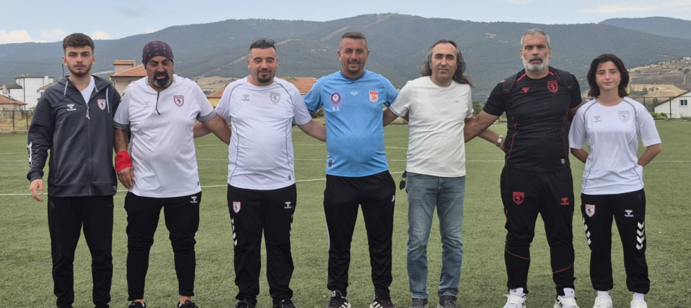 Akdağmadeni Gücü Spor Kulübü ile Samsun Spor Yozgat Spor Okulu Akdağmadeni’nde hazırlık maçı yaptı - GÜNDEM - İnternetin Ajansı