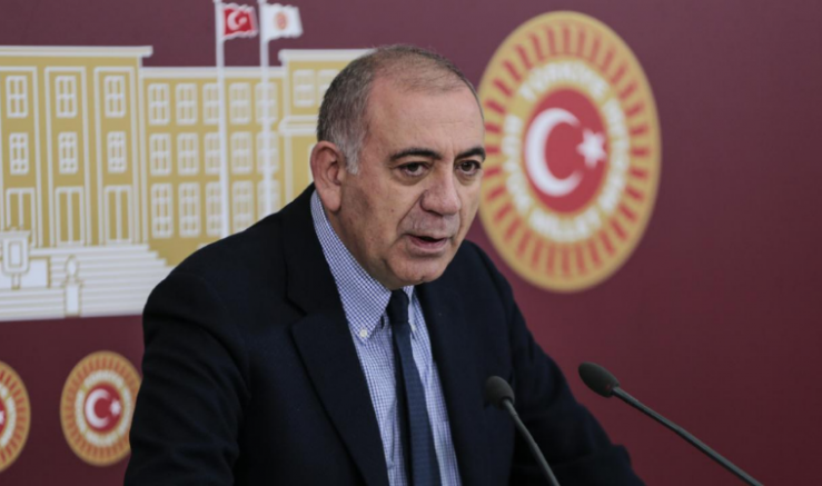 Başkan Gürsel Tekin: Siyaset Masada Değil Sahada Yapılır - GÜNDEM - İnternetin Ajansı