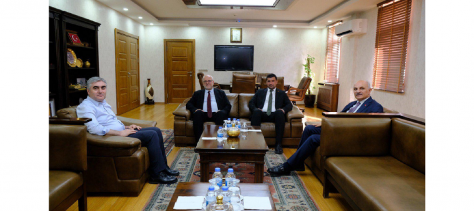 Başkan Hacı İlhan: “Acılarımızı paylaşıyor, birlik ve dayanışmayı büyütüyoruz” - GÜNDEM - İnternetin Ajansı