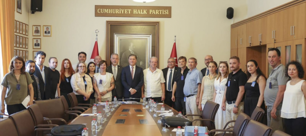SÜLEYMAN BÜLBÜL: “ZEYTİNLİKLERİ RANTA TESLİM ETMEYİ KABUL ETMİYORUZ” - GÜNDEM - İnternetin Ajansı
